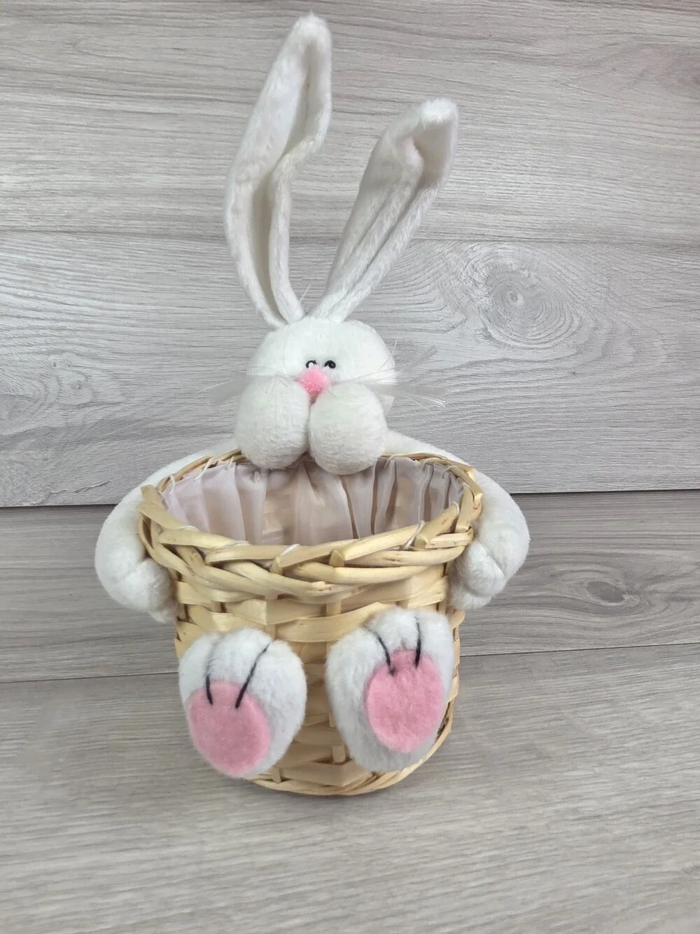 Easter Plush Rabbit Basket Woven Seasonal Decor Satin Liner Whimsical SU54